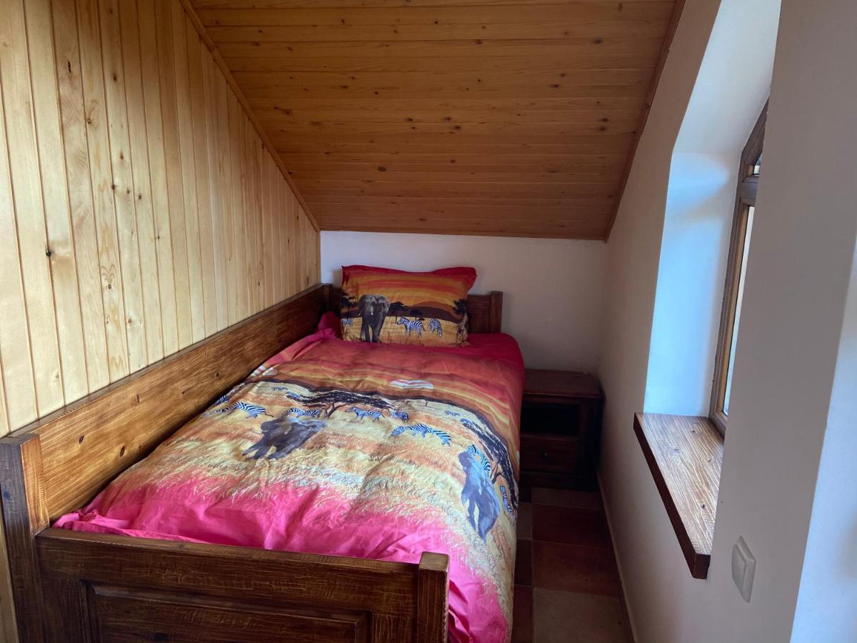 Villa Ранчо Бандера à Tservenyano Extérieur photo